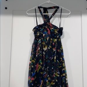 Class colorful and back limited dress